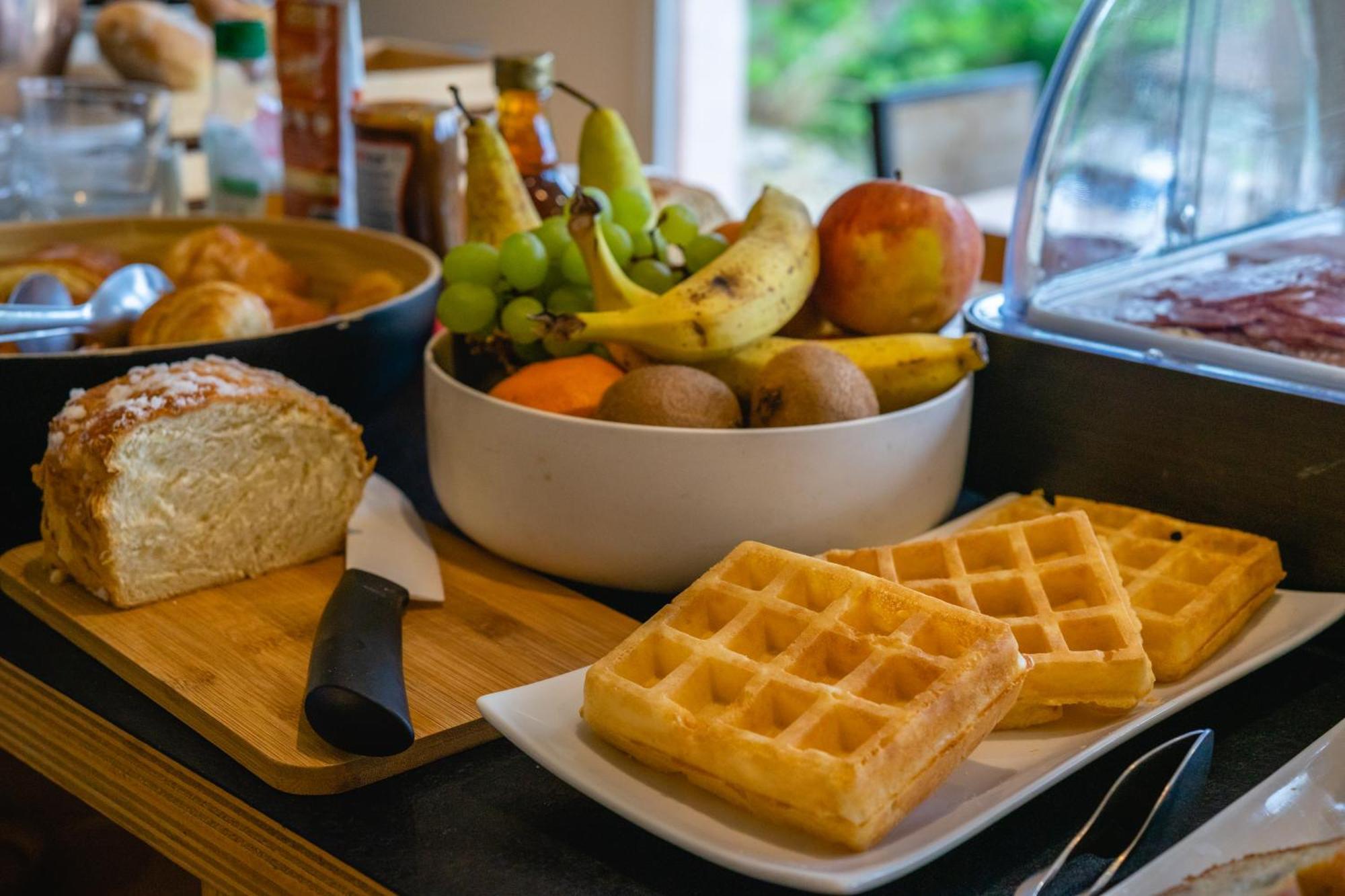 Best Western Bridge Hotel Lyon East Jons Ngoại thất bức ảnh